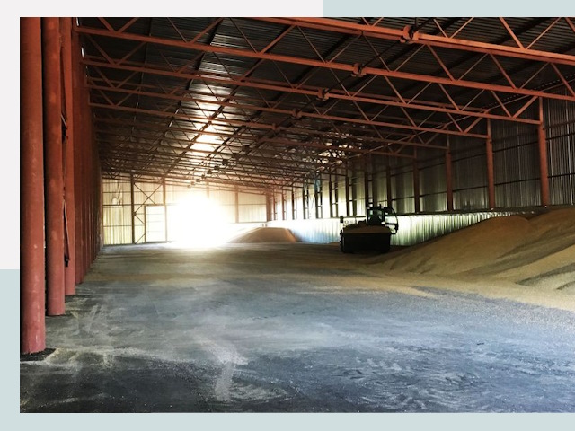 Строительство зернохранилищ в Учалах