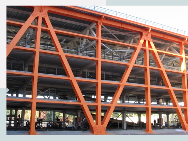 Многоуровневые паркинги в Учалы от 610 руб.