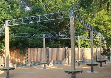 Терраса из металлоконструкций под ключ, проектирование, изготовление и монтаж от СтальСтрой-Члы